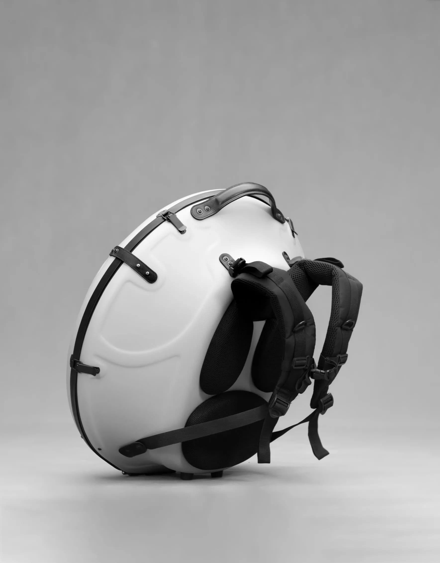 universe medium white